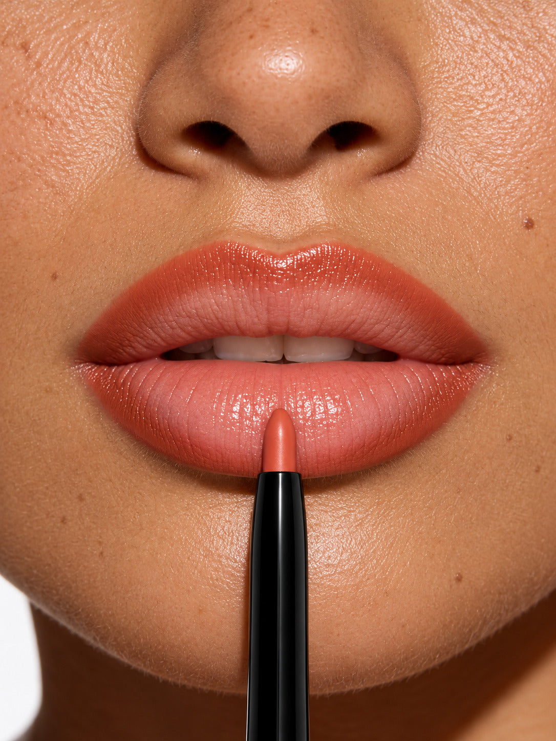 Lip Liner shade 204 being applied