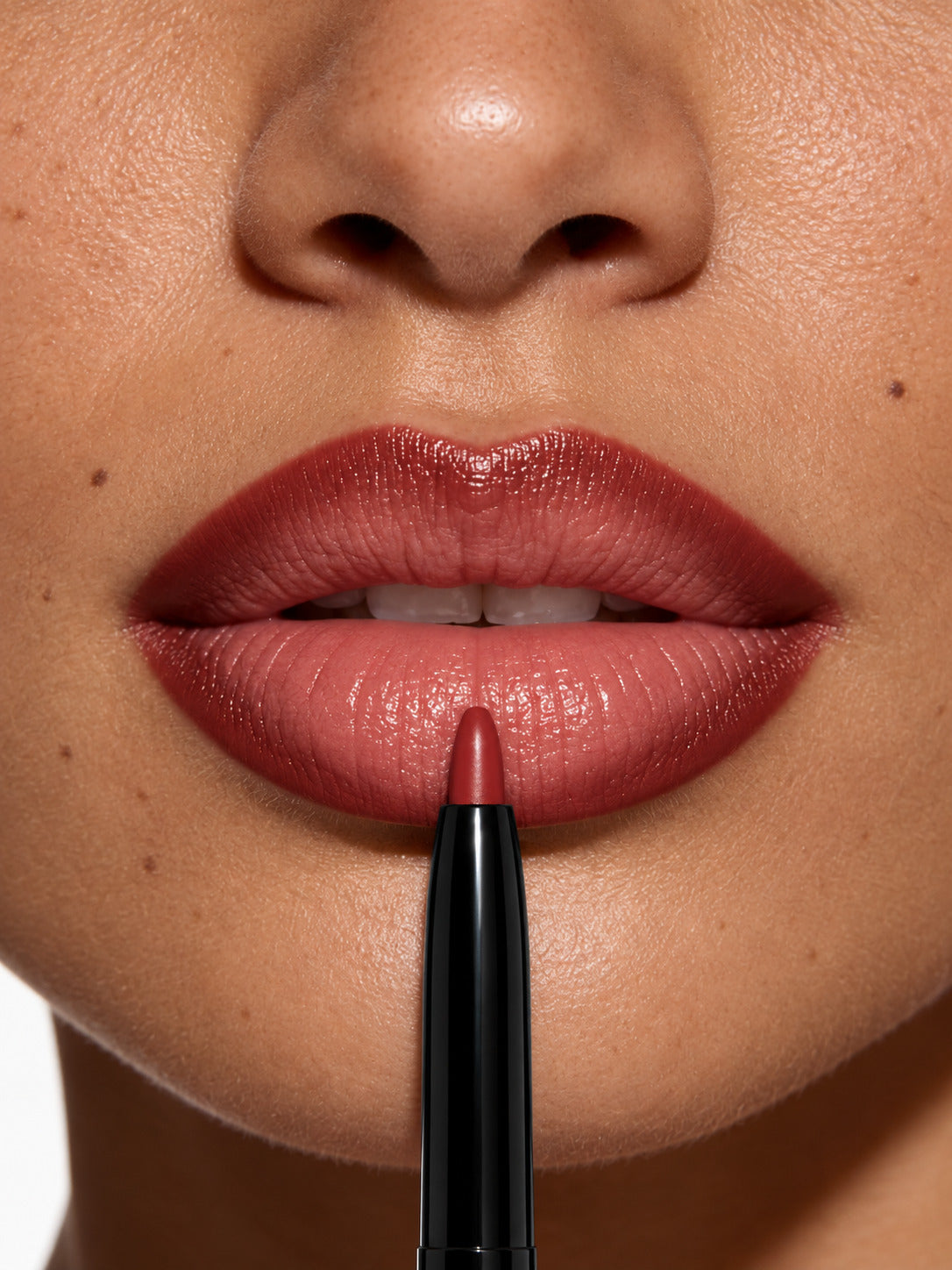 Lip Liner shade 207 being applied